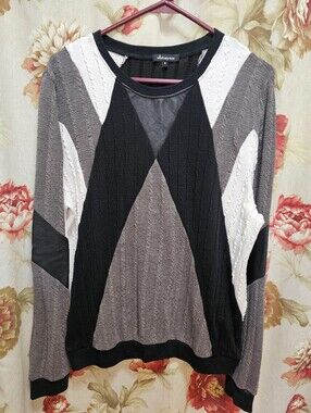 Whitney Eve Geometric Colorblock Sweater in Black, Gray & White
